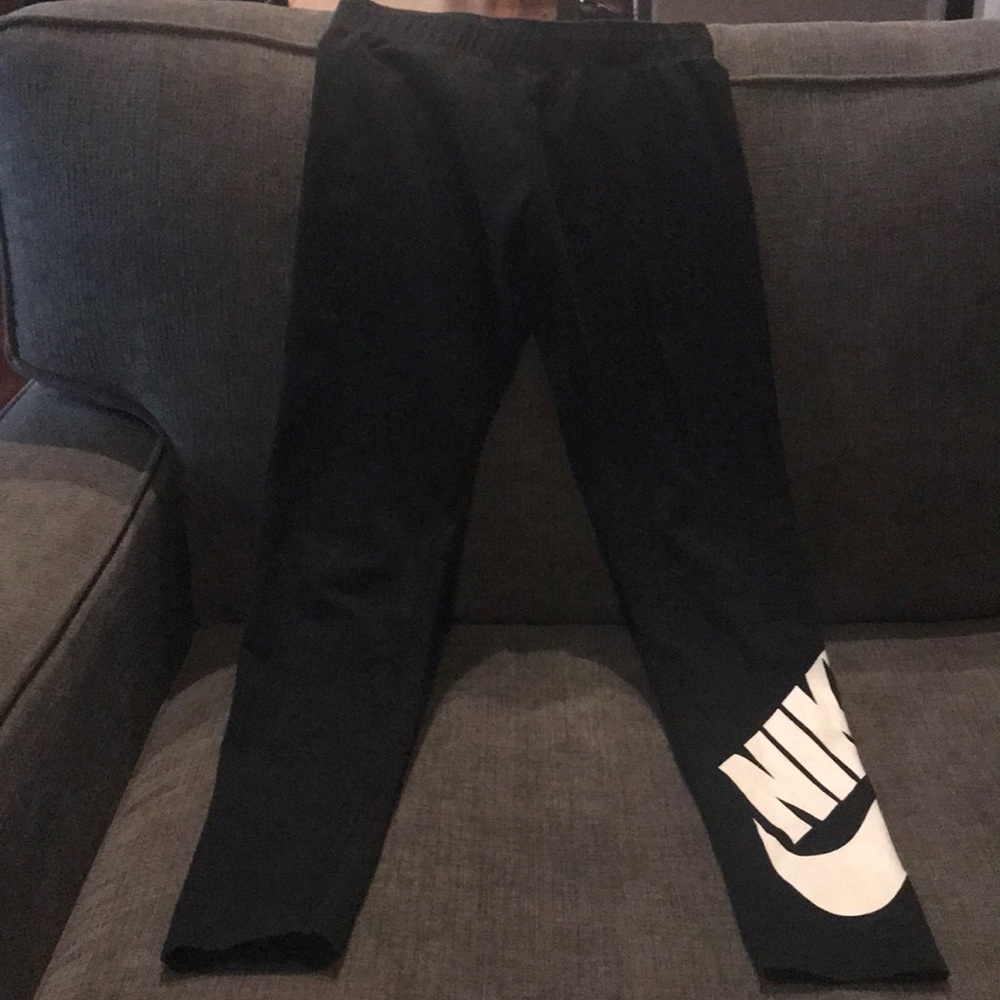 Nike girls leggings black medium